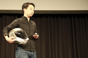 Borderless Inc. CEO Arata Oono with the Cross Helmet