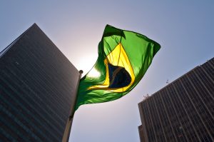 E-commerce in Brazil is booming, with the country expected to close 2016 with annual growth of 8% in e-commerce, reaching a total of BRL 44.6 billion in sales.