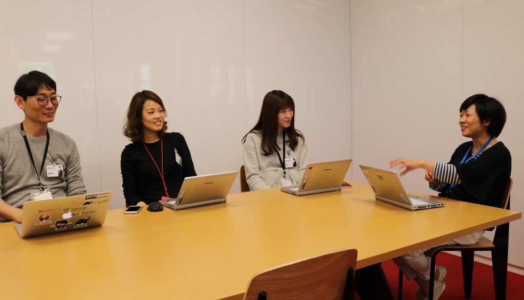 Woojin, Sunny, Tina and Yuki discuss Rakuten Golden Kids and some of the other initiatives provided by Rakuten that help them to juggle work and family commitments.