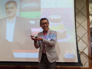 Rakuten XYZ Yasufumi Hirai wishes Rakuten India CEO XYZ a happy birthday on stage on day two of the summit.