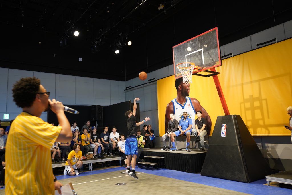 Draymond Green spectated as the finalists displayed their basketball prowess.