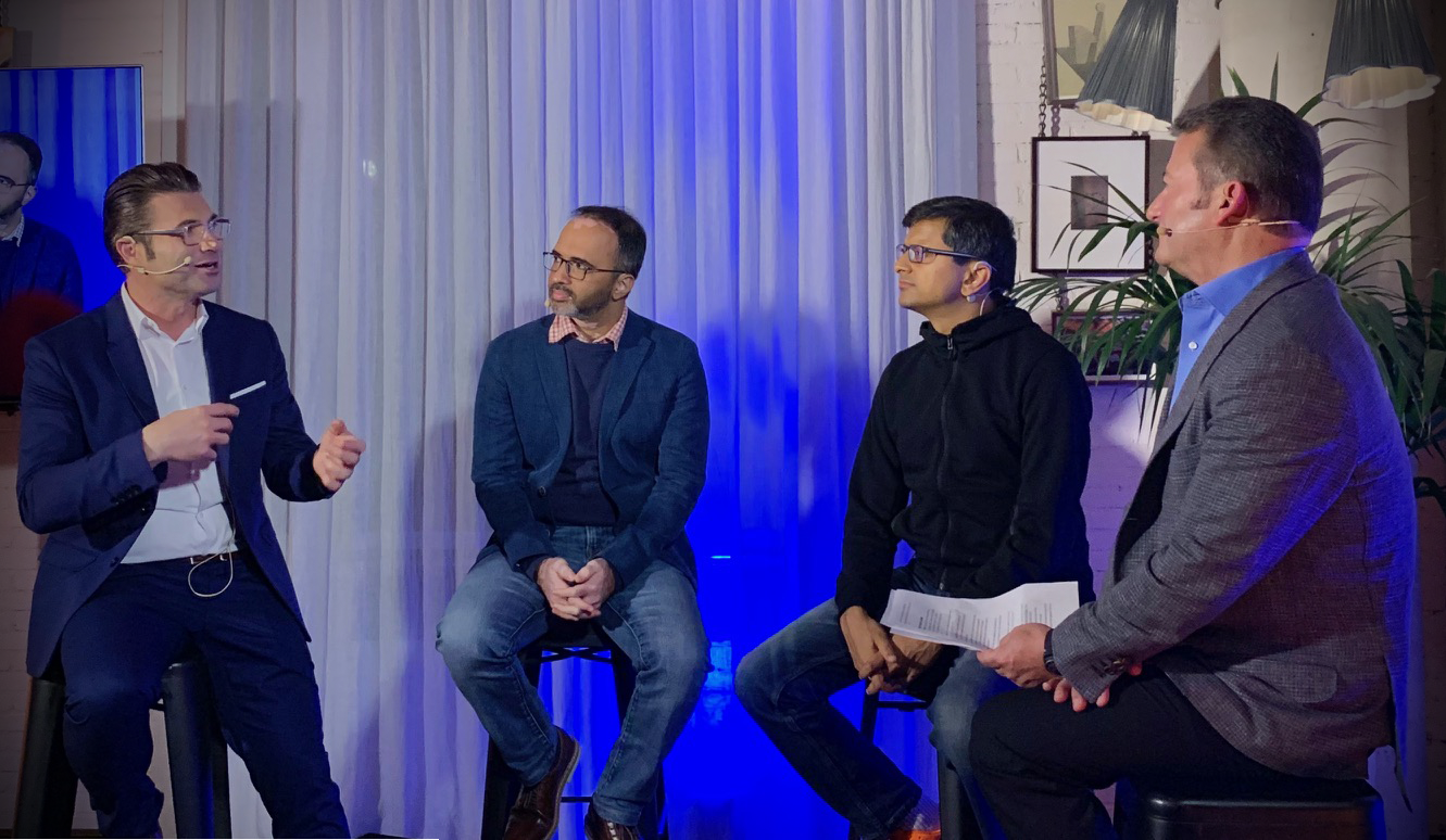 Rakuten Mobile Network CTO Tareq Amin (left) shares Rakuten's vision with industry leaders at the "What’s Keeping Operator CTOs up at Night?" panel on day one of MWC2019.