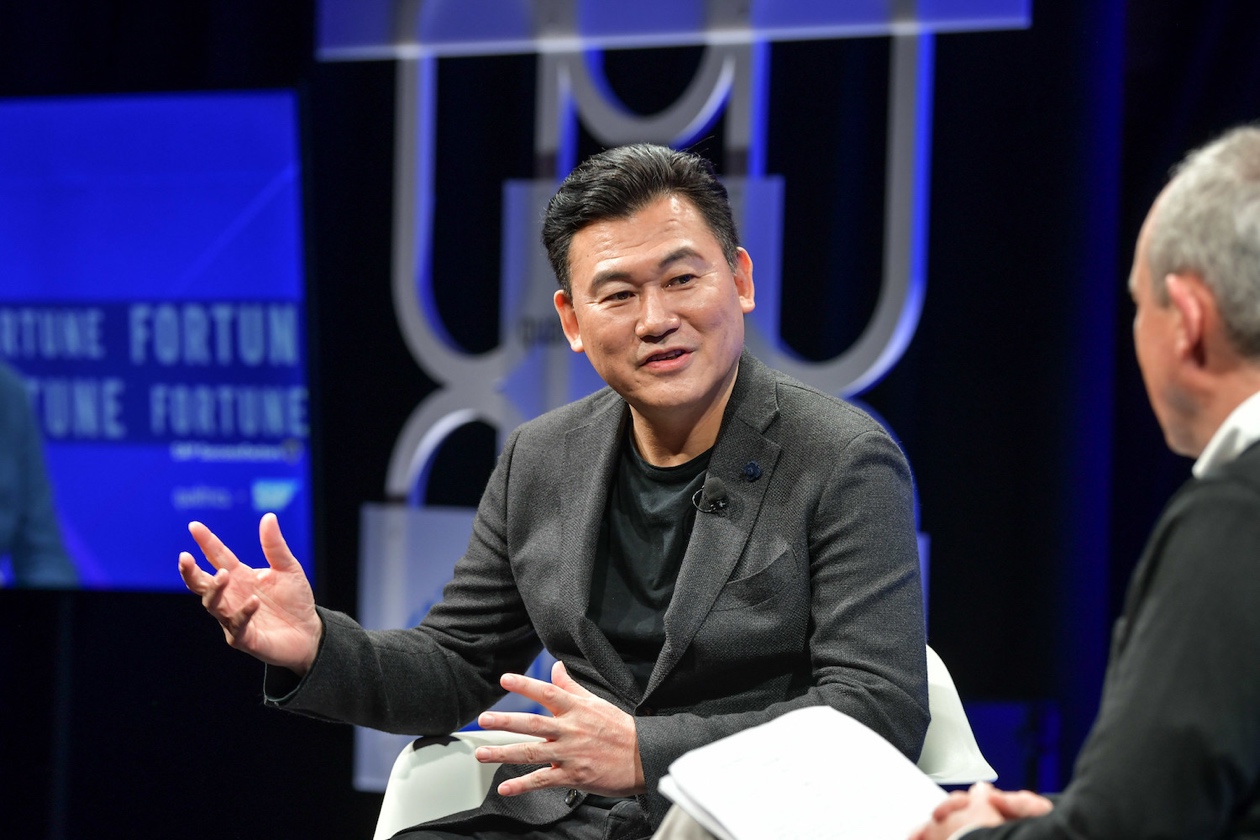‘Treating cancer with light’: Rakuten CEO takes on biotech