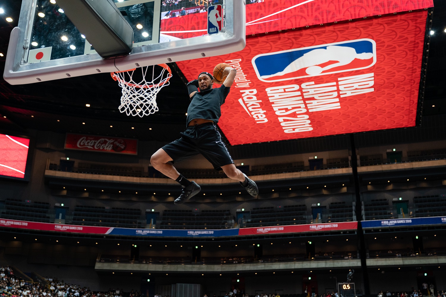 感動をありがとうNBA! 日本のバスケファンに夢と感動を届けた2日間 楽天グループ株式会社