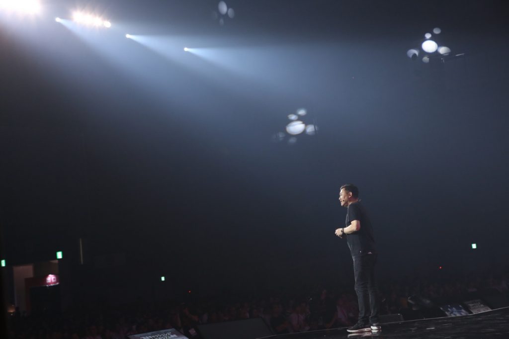 Mikitani encouraged merchants to stay optimistic in a changing world.